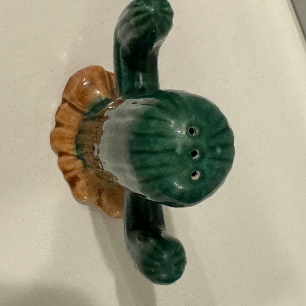 B A Designs Ceramic‎ Cactus Salt Shaker Tucson Arizona MCM Southwestern